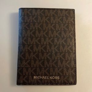Michael Kors Wallet/Passport Holder